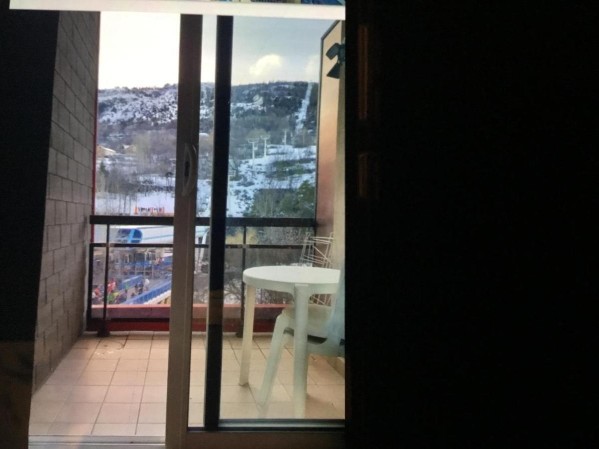 Pied De Piste Avec Terrasse Et Casier A Ski Briançon Esterno foto